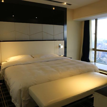 D•Mark Hotel Guiyang  Zewnętrze zdjęcie