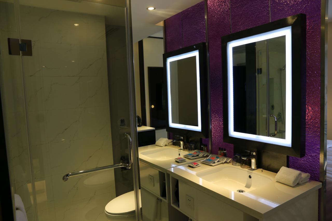 D•Mark Hotel Guiyang  Zewnętrze zdjęcie
